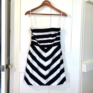 Alice & Olivia Strapless black and white mini dres